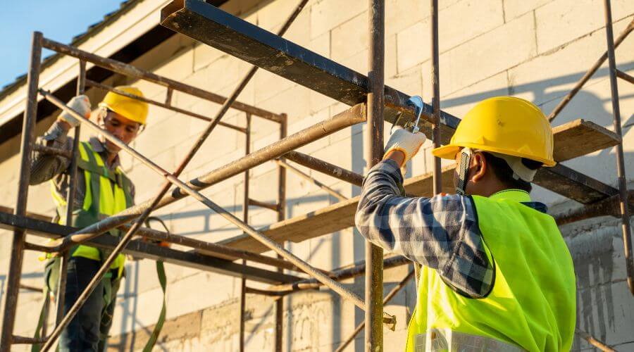 Professional gutter cleaning in Richfield, PA